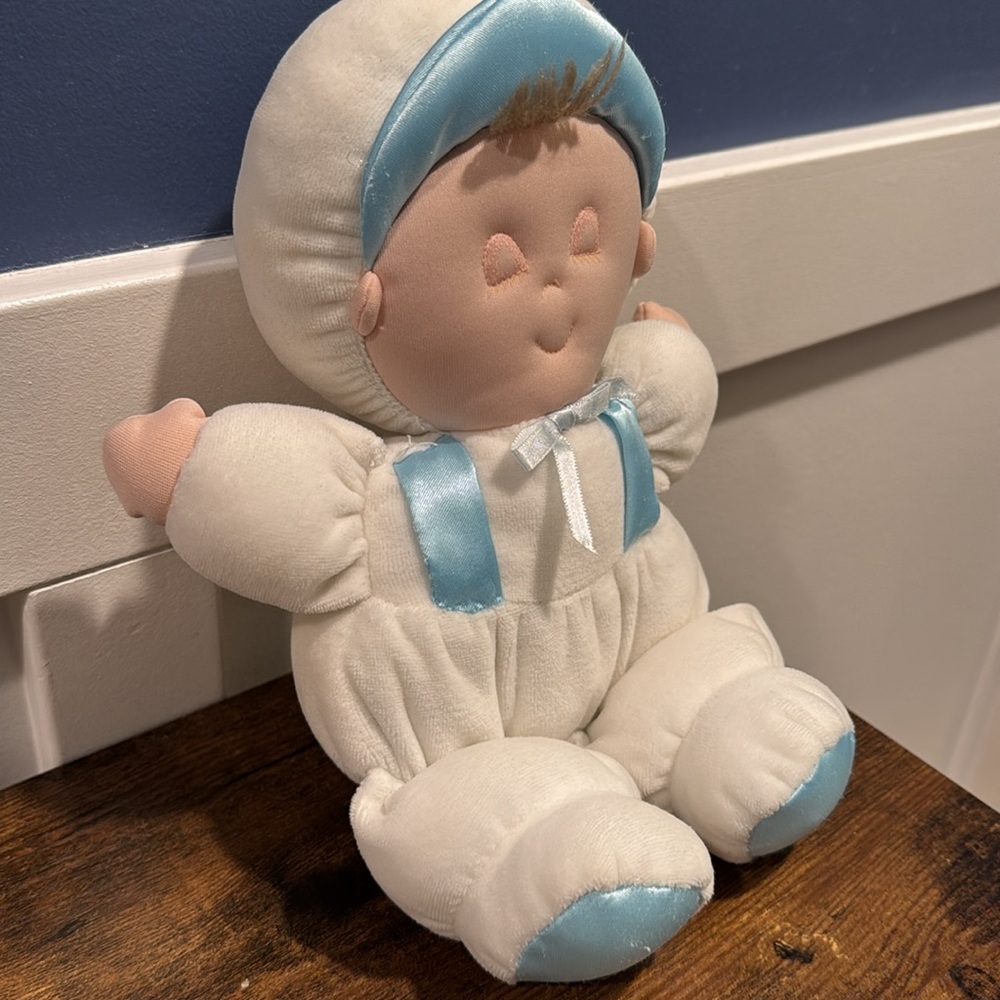 Rare Vintage Eden Sleeping Velour Baby Boy Doll Plush - Picture 2 of 12
